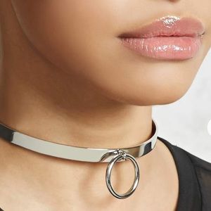 FOREVER 21 🌻O- Ring choker collar